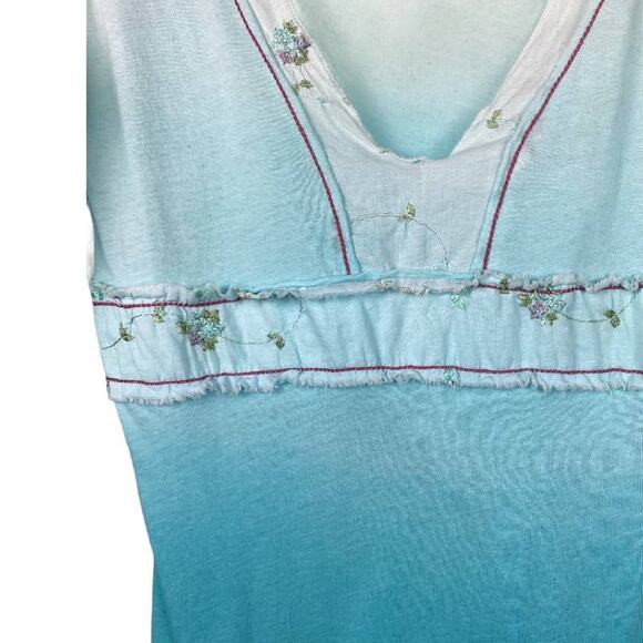 LANGUAGE LOS ANGELES Women's Size S Boho V-Neck Ombre Embroidered Top - Picture 4 of 7